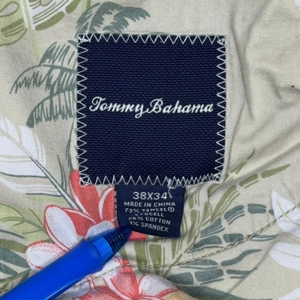 Tommy Bahama Pants Mens 38x30 Khaki Tencel Blend Flat Front Coastal Casual - Picture 2 of 6
